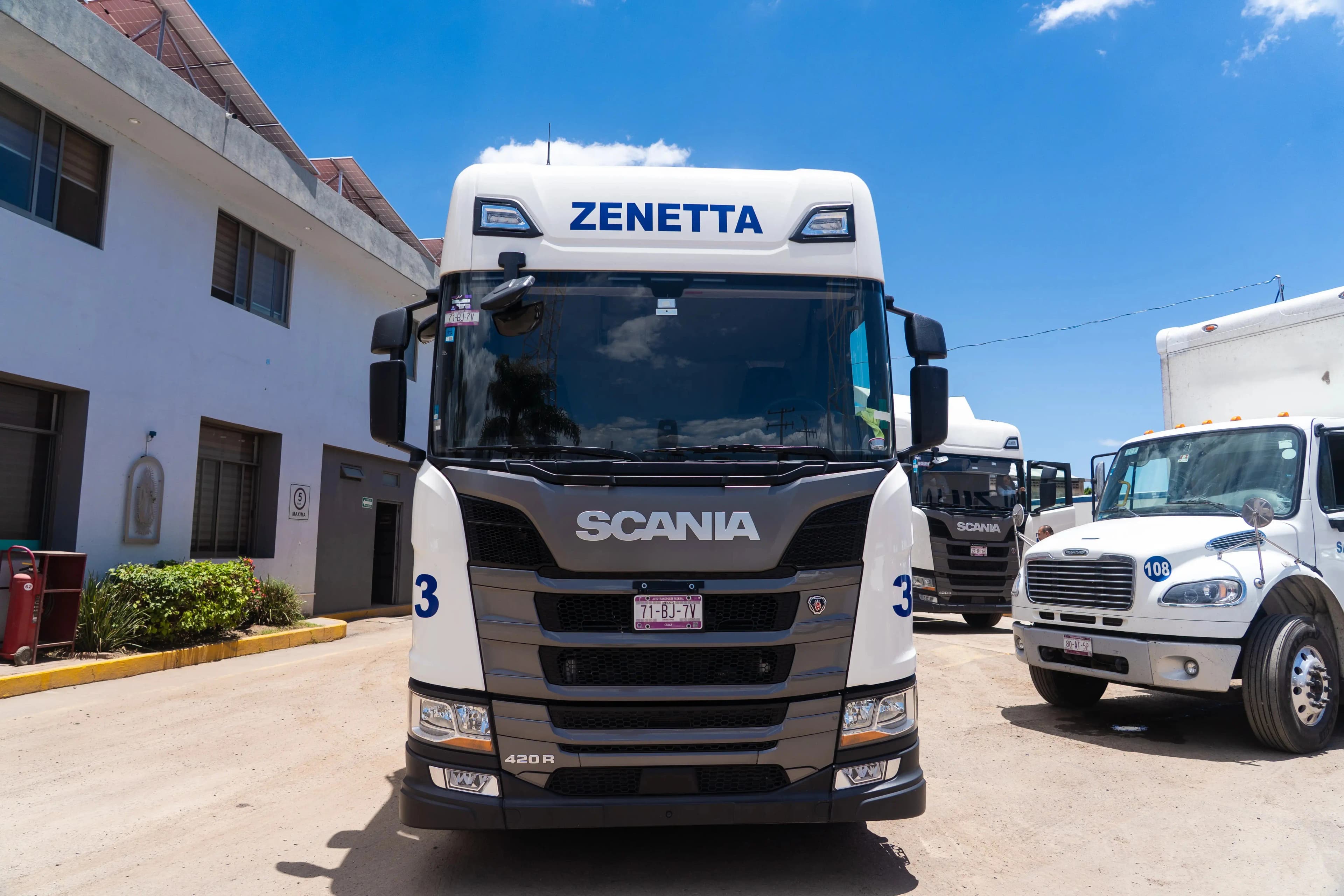 Flota de camiones de transporte